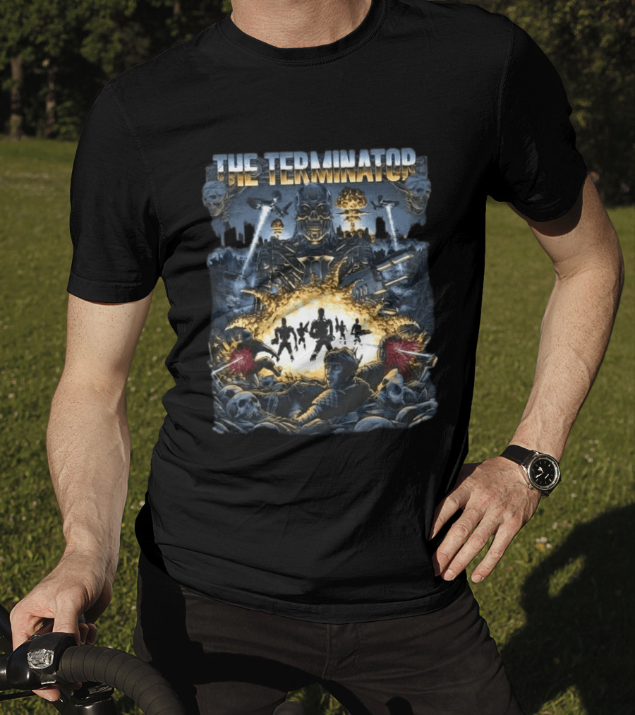 The Terminator Explosive Battle Scene Skull Motif With 800 Endoskeleton T-Shirt