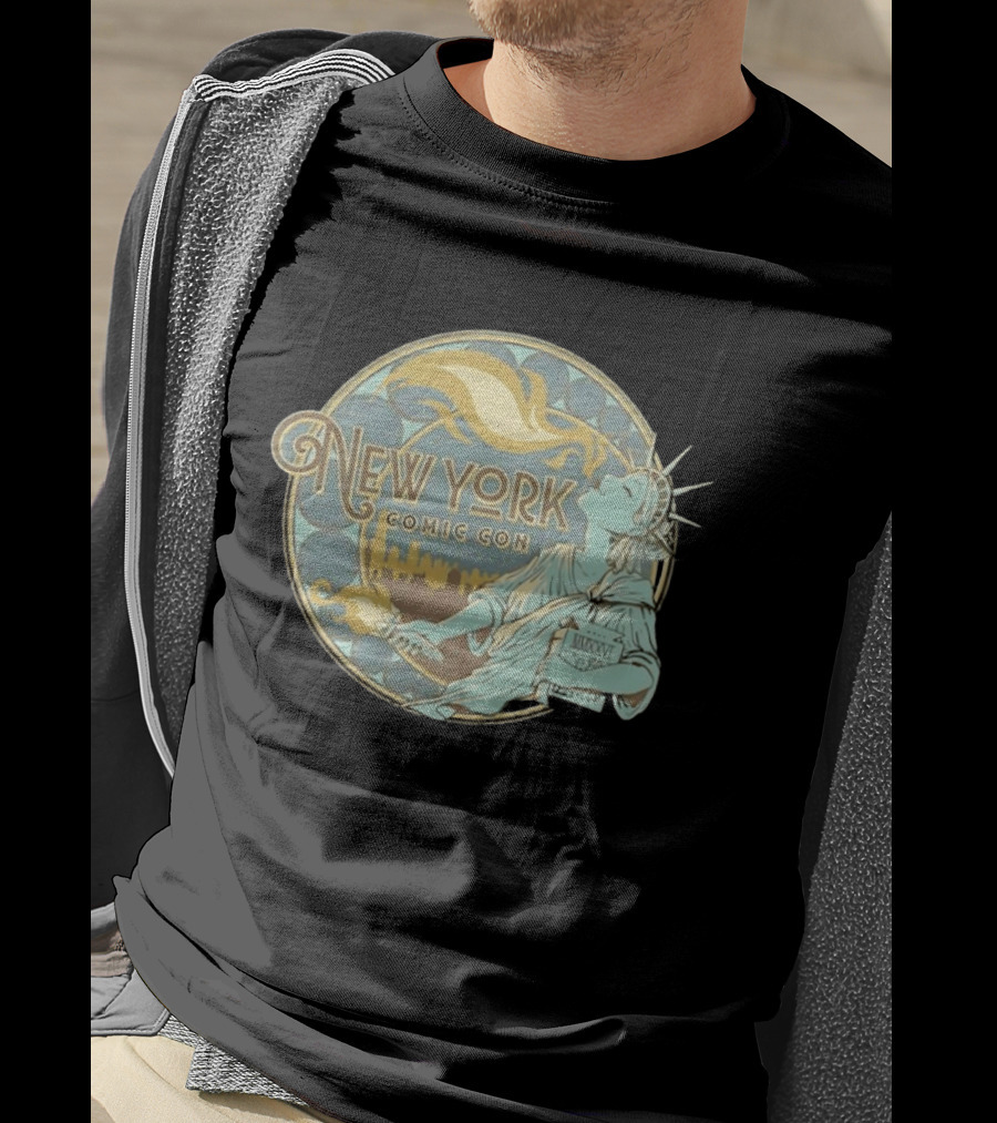 New York Comic Con MMXXVI Statue Of Liberty Art Nouveau T-Shirt