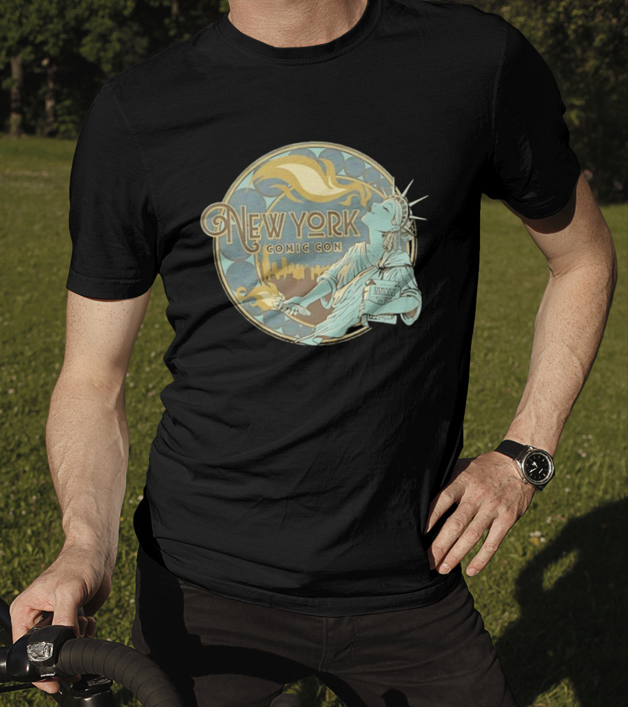 New York Comic Con MMXXVI Statue Of Liberty Art Nouveau T-Shirt
