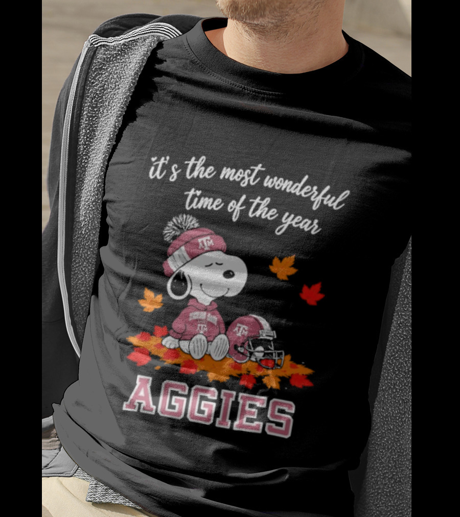 Snoopy It's The Most Wonderful Time Of The Year Texas A&M Aggies Autumn Leaves T-Shirt
