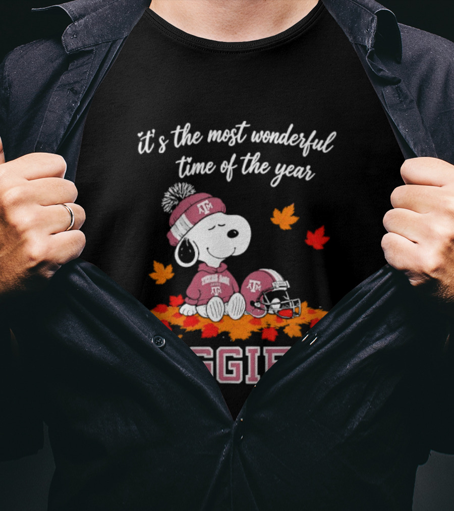 Snoopy It's The Most Wonderful Time Of The Year Texas A&M Aggies Autumn Leaves T-Shirt