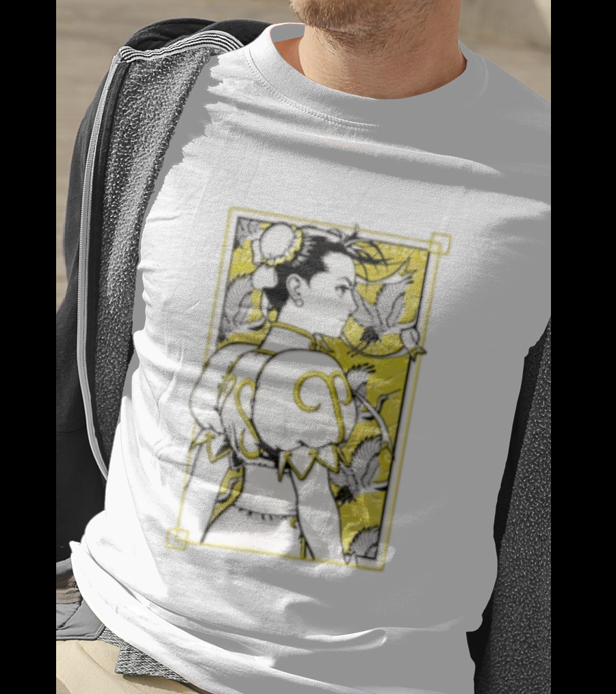 Chun Li Profile Flying Cranes Yellow Frame Line T-Shirt