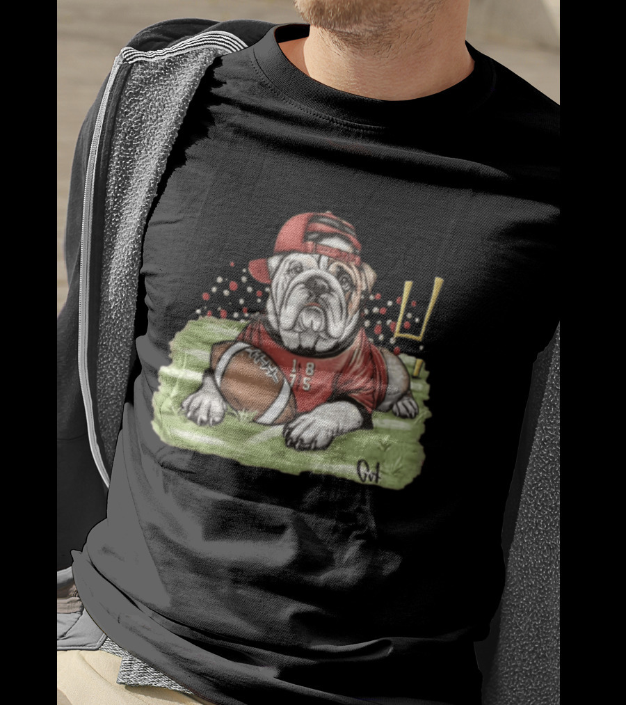 Georgia Bulldogs Football 1875 Bulldog With Cap And Football T-Shirt