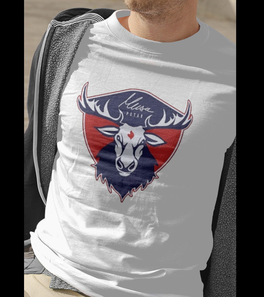 Musa Petar Moose Shield Animal Crest T-Shirt