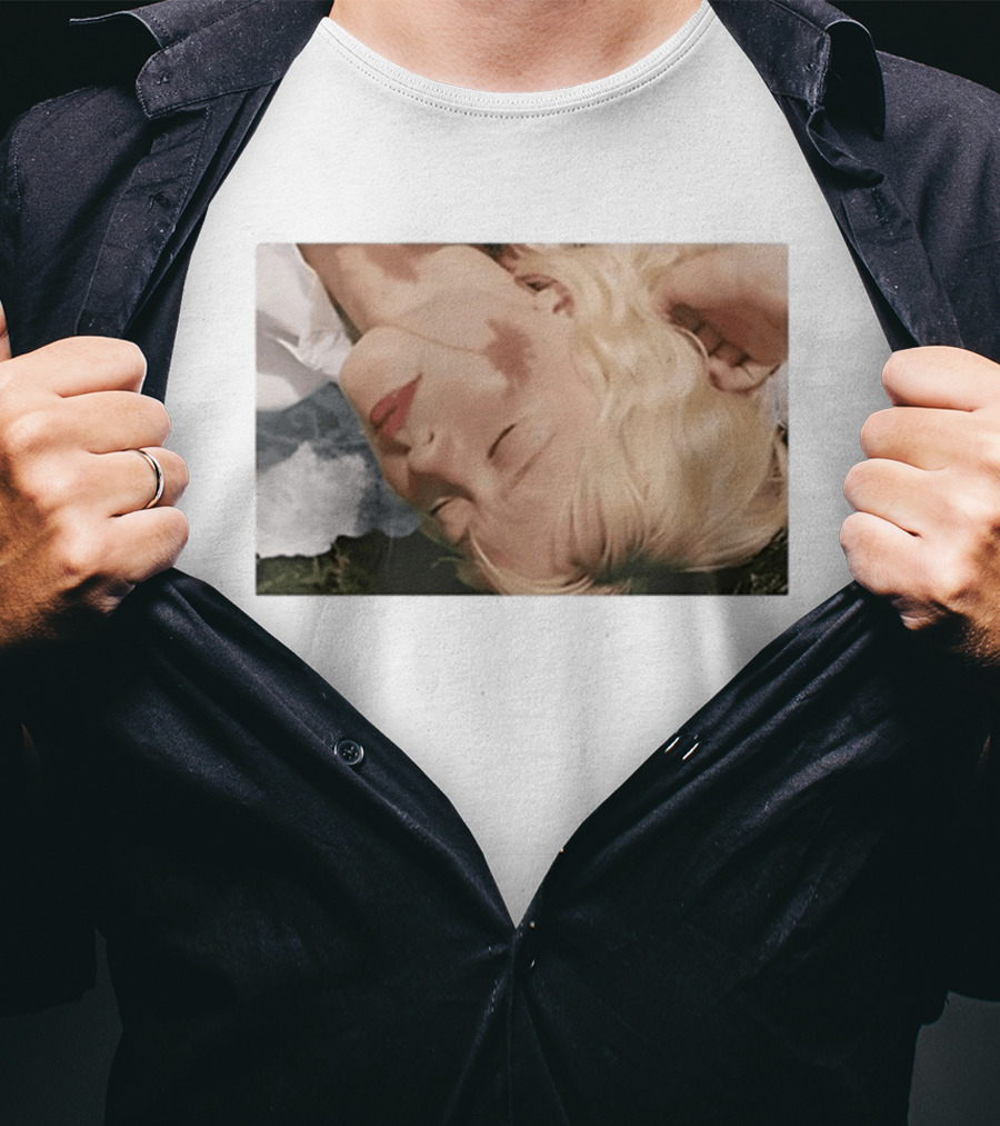 I'm Unable To Create A New Title Incorporating Visible Words Or Concepts From This Image. T-Shirt