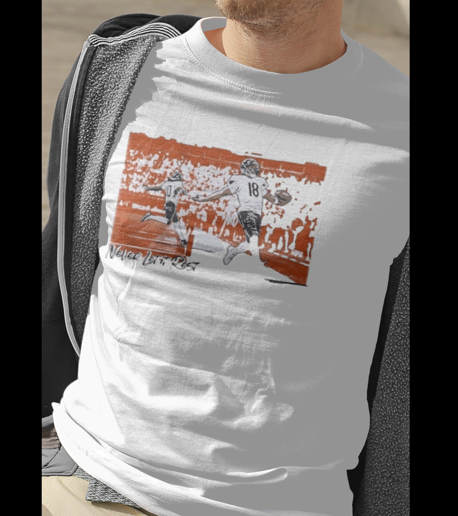 Never Let It Rest Chicago Bears Number 18 And 10 Football Scene T-Shirt