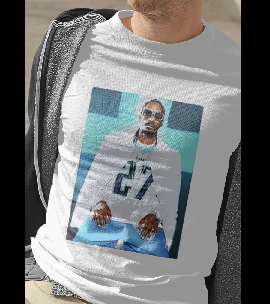 Tennessee Titans 27 Jersey Worn By Snoop Dogg T-Shirt