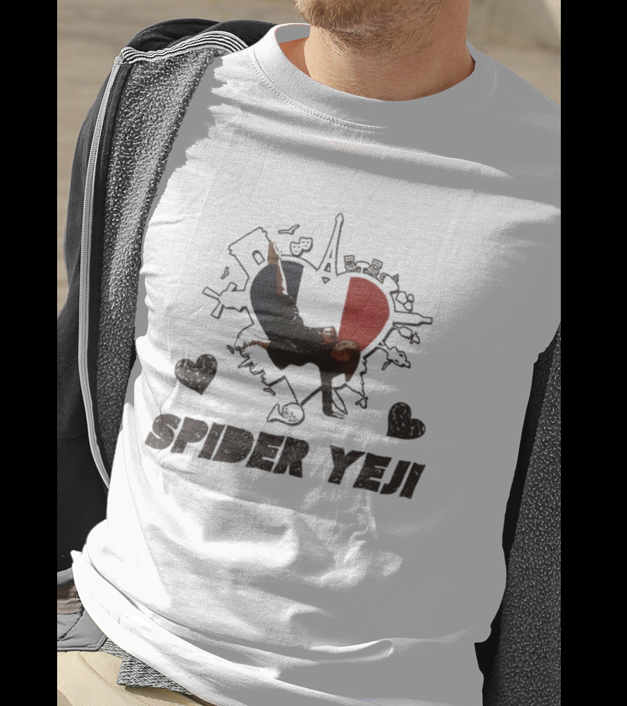 Spider Yeji France Heart Paris Travel ITZY T-Shirt