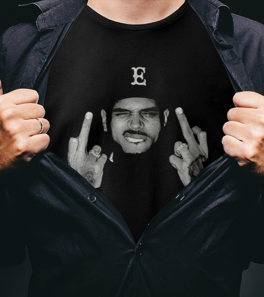 Usher Chris Brown Tour Middle Finger Gesture T-Shirt