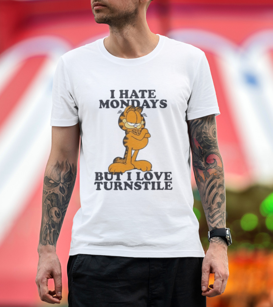 I Hate Mondays Lasagna Cat Love Turnstile T-Shirt