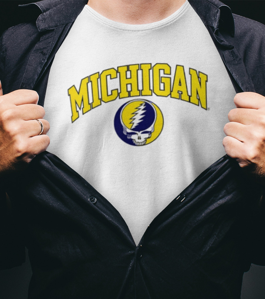 Michigan Wolverines Grateful Dead 2026 Collaboration Lightning Skull T-Shirt