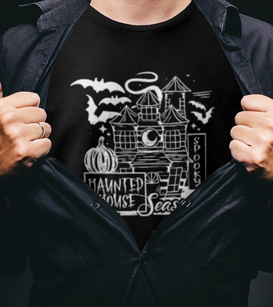 Haunted House Season Halloween Pumpkins Bats Moon Spooky Books T-Shirt