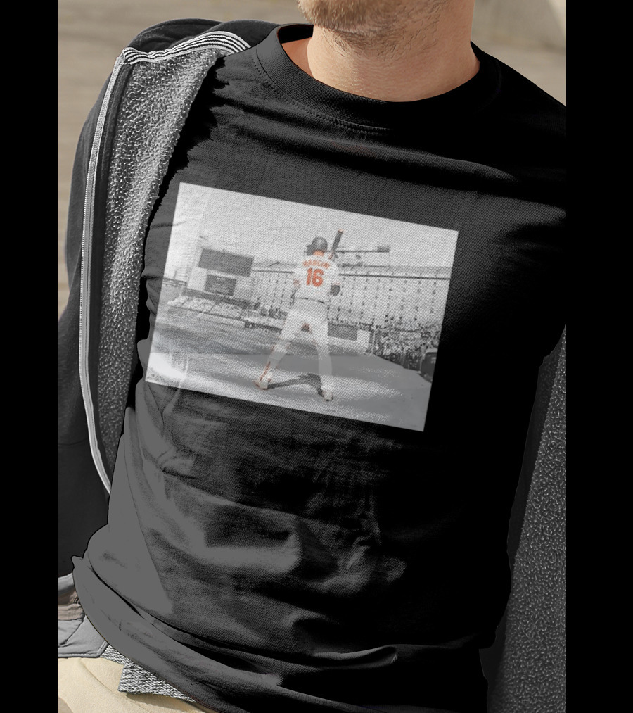 Baltimore Orioles Trey Mancini 16 Batting Camden Yards T-Shirt