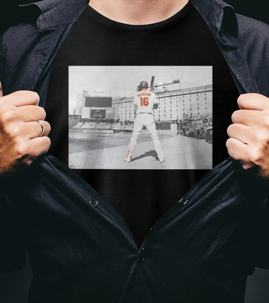 Baltimore Orioles Trey Mancini 16 Batting Camden Yards T-Shirt