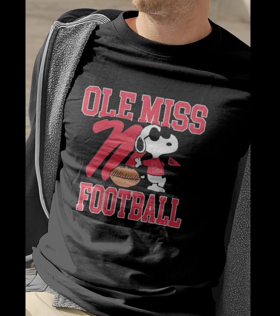 Ole Miss Football Snoopy Hotty Toddy Peanuts T-Shirt