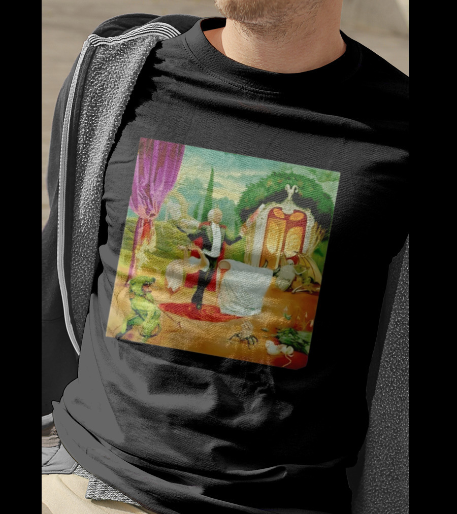 Surreal Magician Gothic Horror Sawing Woman In Half Fantasy Scene T-Shirt