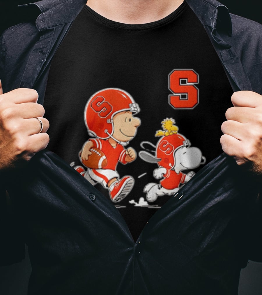 Charlie Brown Woodstock Snoopy In Syracuse Orange Football Gear 2026 T-Shirt