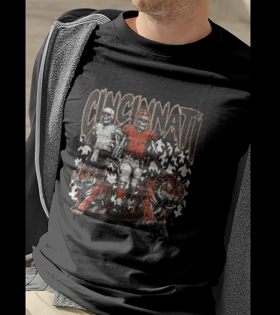 Cincinnati Bengals Skeleton Football Players Walking Tigers T-Shirt