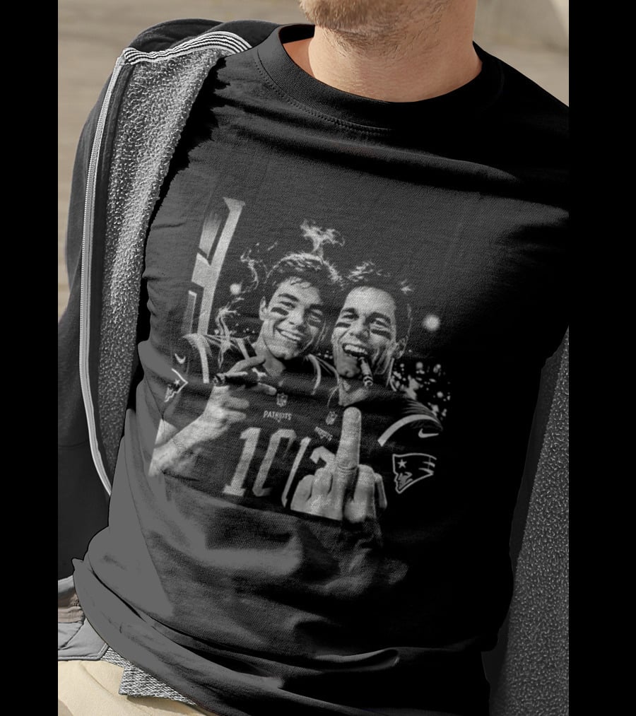 Tom Brady Drake Maye New England Patriots 90s Bootleg Cigar Football T-Shirt