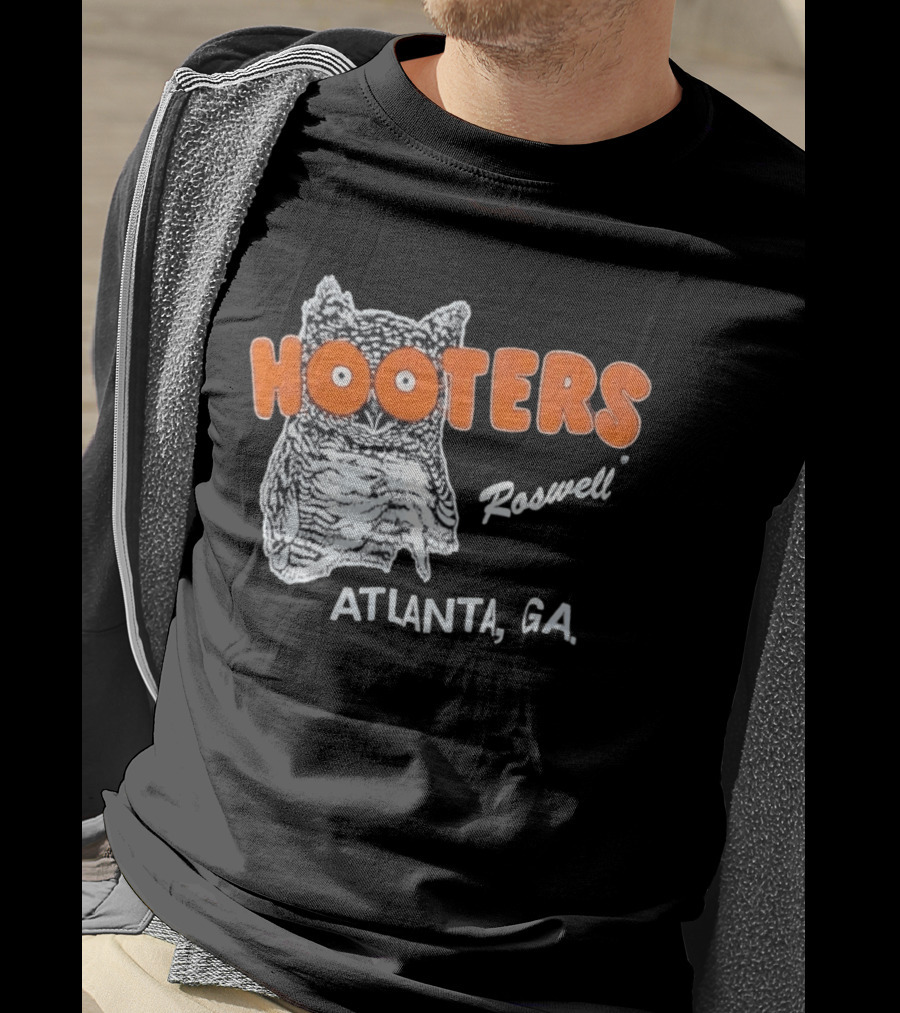 Hooters Roswell Atlanta GA Owl T-Shirt