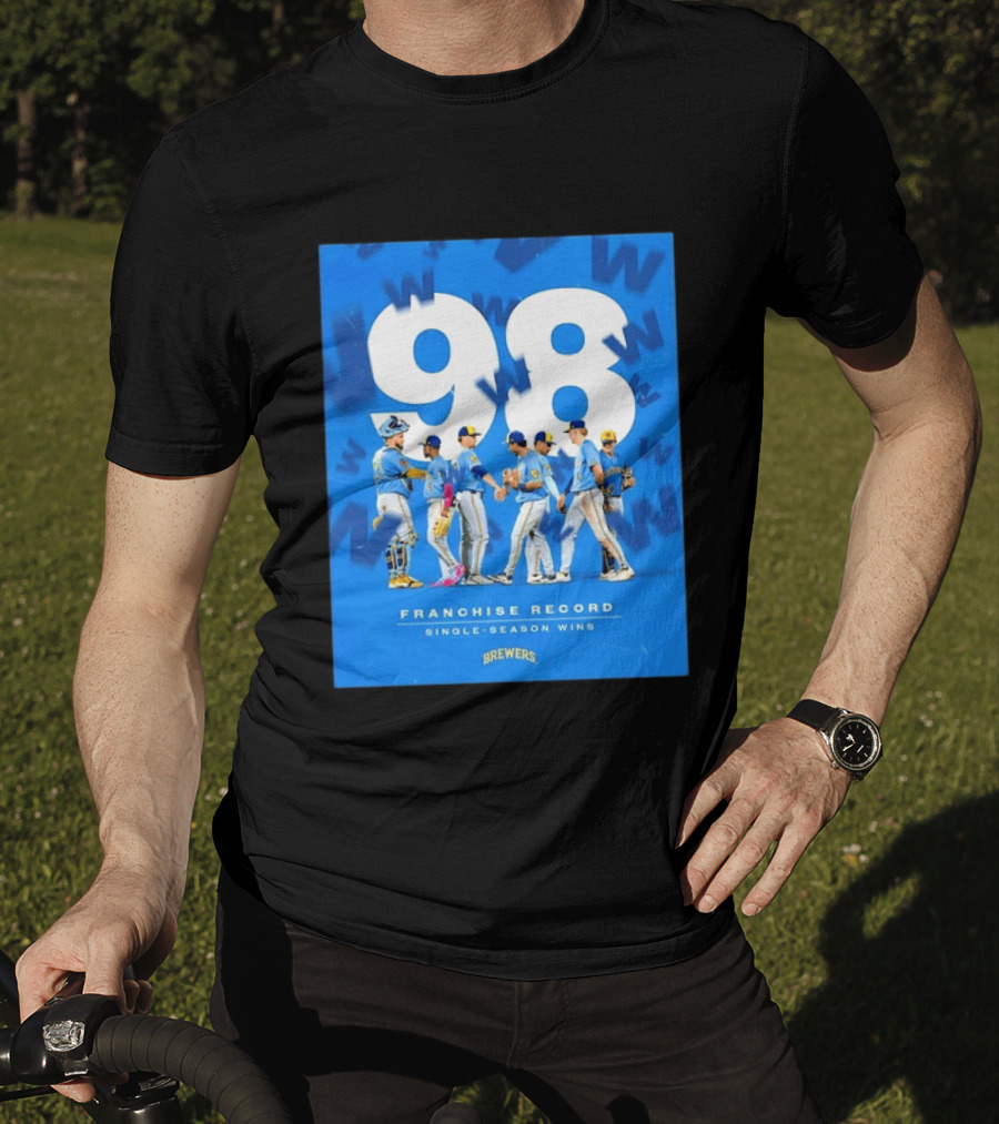 Milwaukee Brewers 98 Franchise Record Single Season Wins Team Celebration T-Shirt