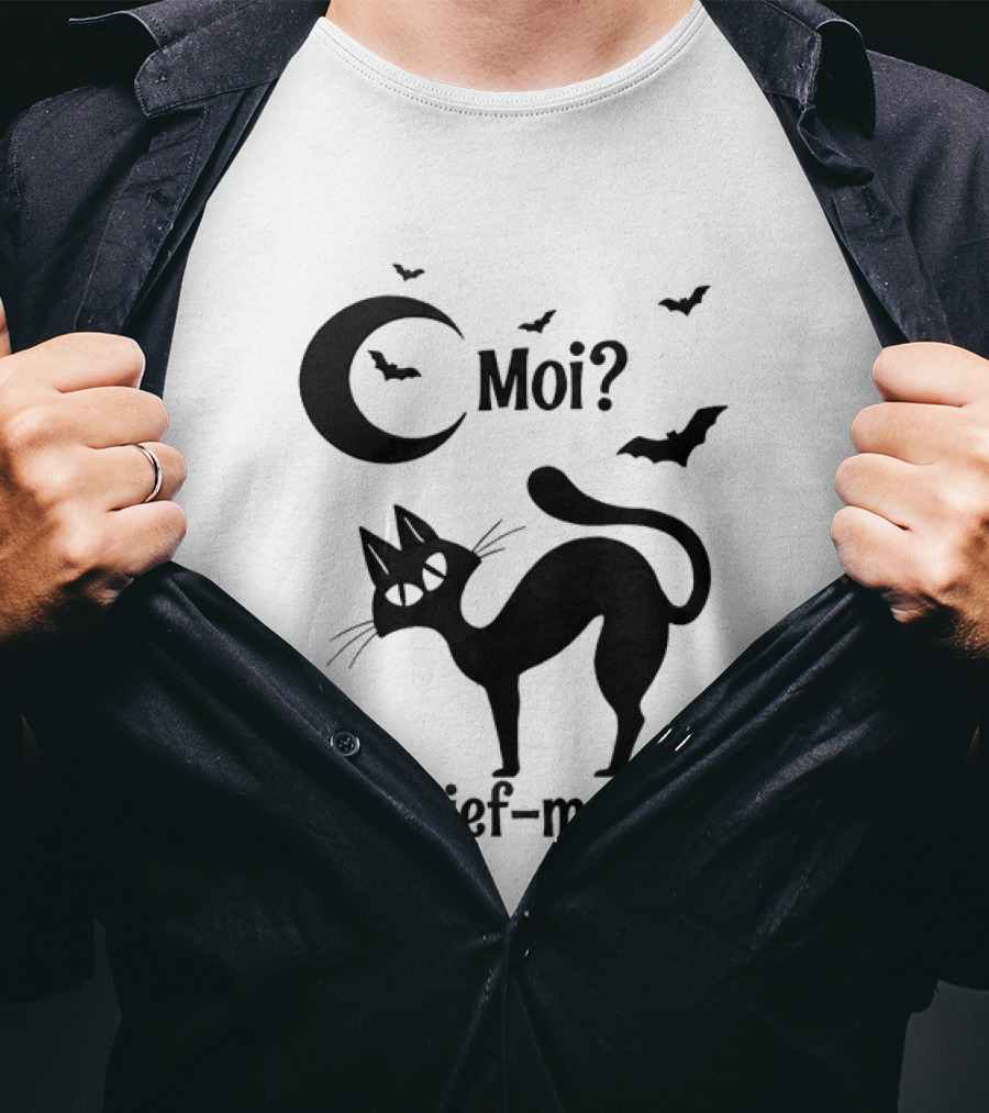 Moi Mischief Maker Black Cat Halloween Moon Bats T-Shirt