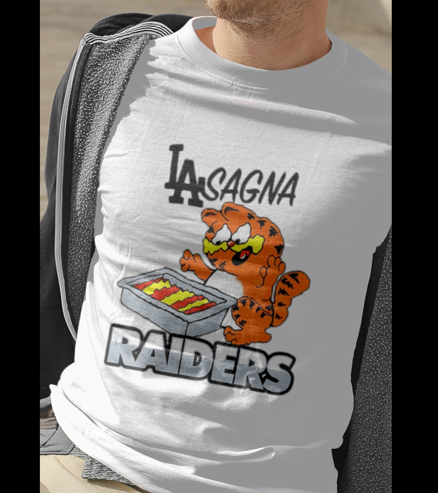 LA Lasagna Raiders Orange Cat Eating Lasagna Sports Rivalry T-Shirt