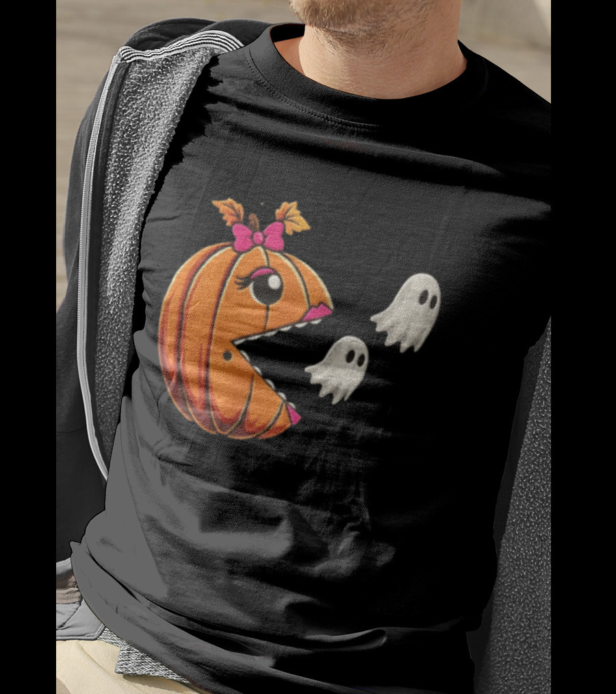 Ms Pac Man Pumpkin Shape Halloween Ghosts T-Shirt