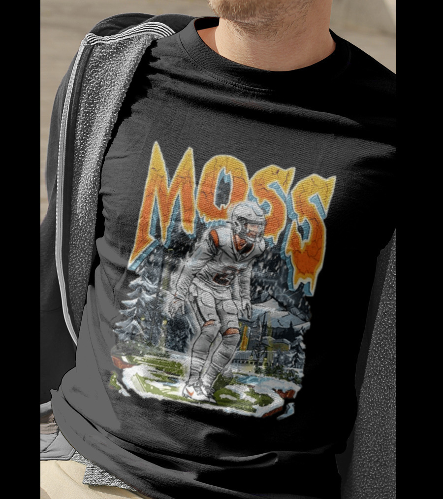 Moss Broncos Country Football Comic Style Winter Sports Scene T-Shirt