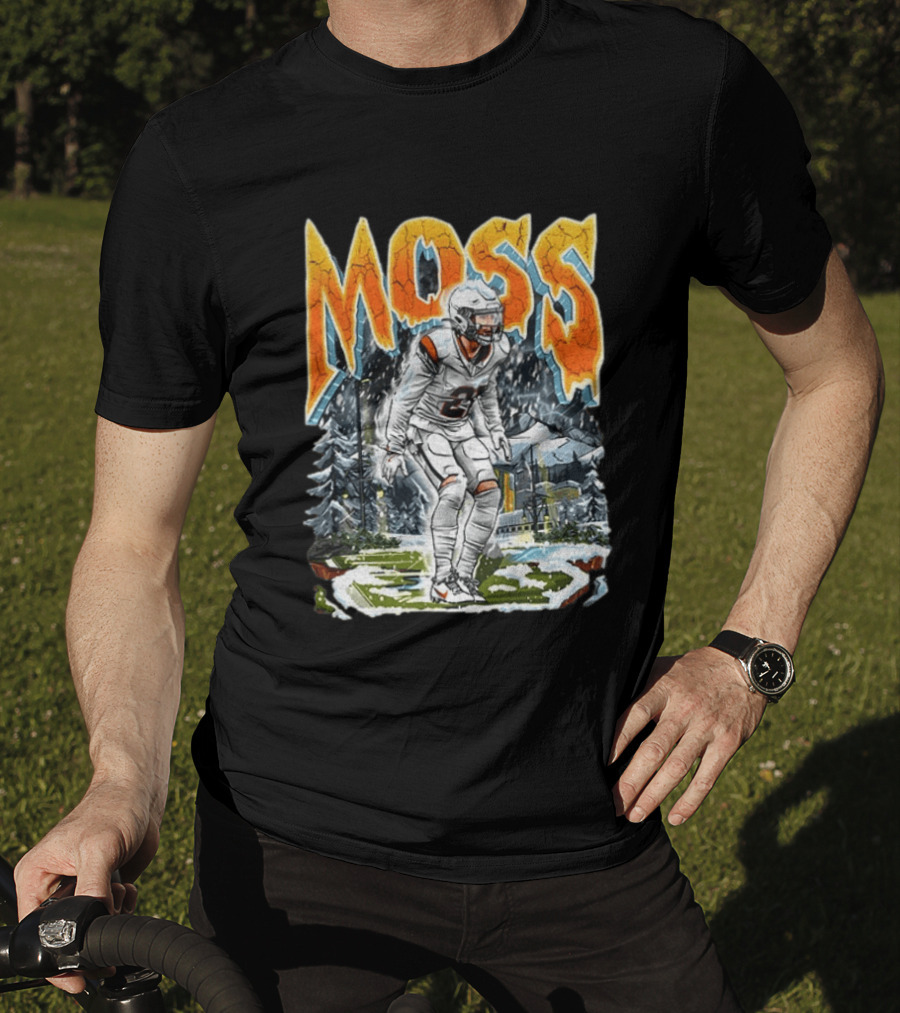 Moss Broncos Country Football Comic Style Winter Sports Scene T-Shirt