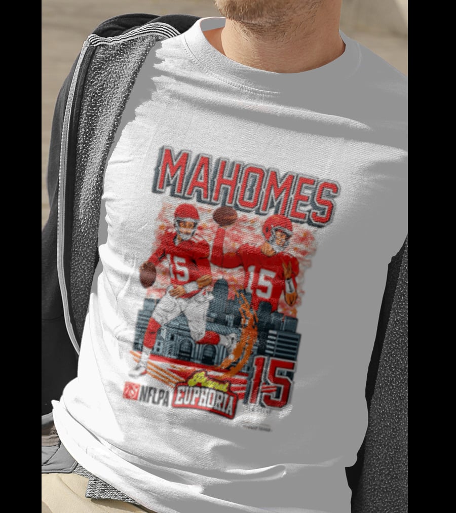 Mahomes Kansas City Chiefs Quarterback Euphoria 15 Skyline NFL Players T-Shirt