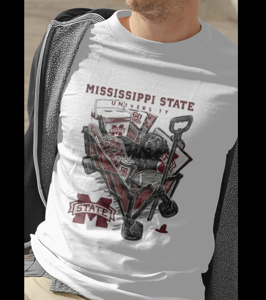Mississippi State University Go Dawgs Tailgate Wagon With Dog And Drinks T-Shirt