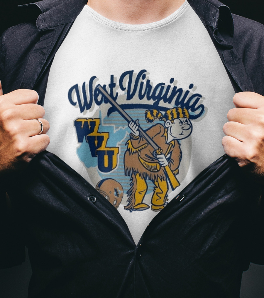 West Virginia Mountaineers WVU Mascot With Rifle And Helmet T-Shirt