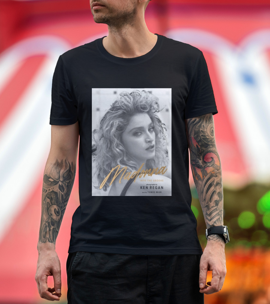 Madonna Into The Groove Photography By Ken Regan Text By Tomás Mier T-Shirt