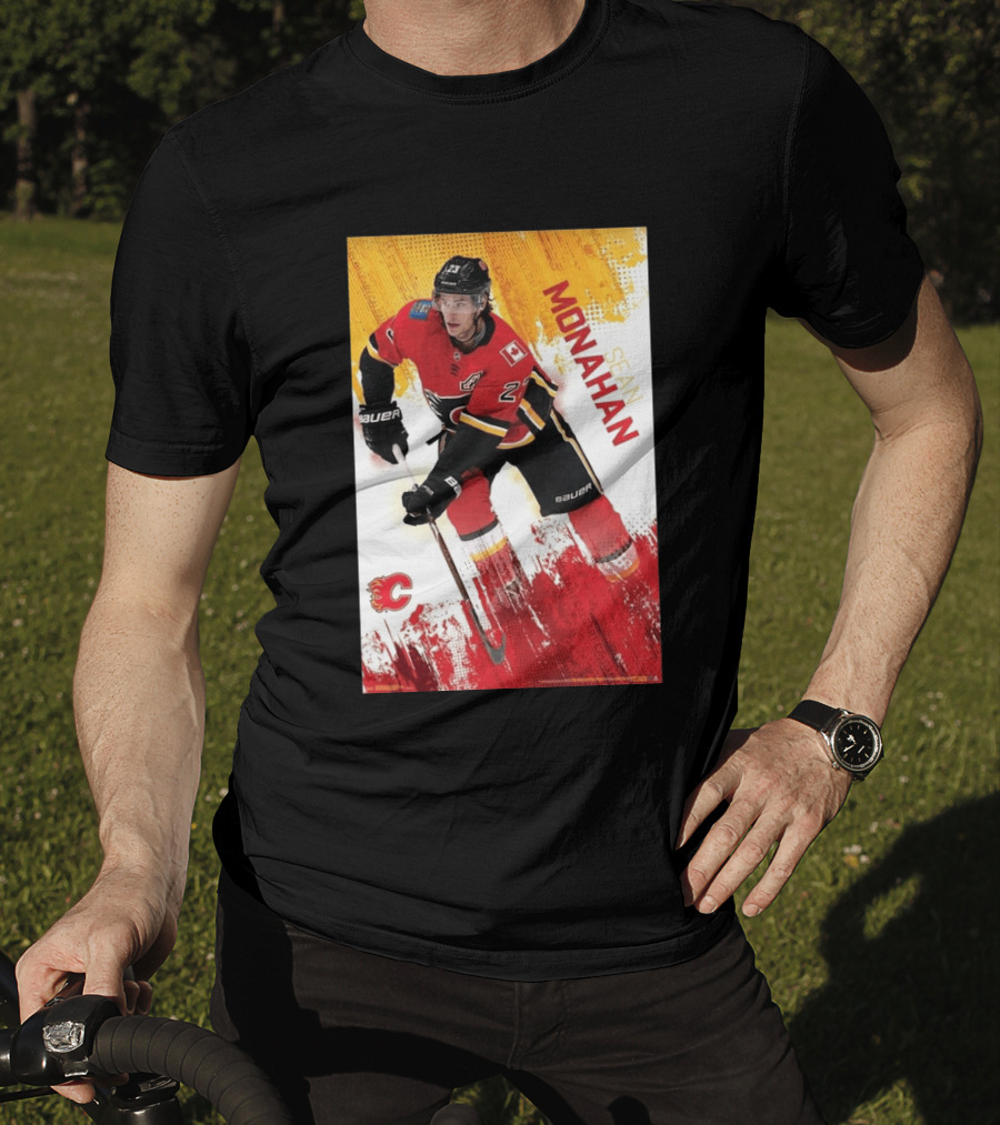 Sean Monahan Calgary Flames NHL Hockey Action T-Shirt