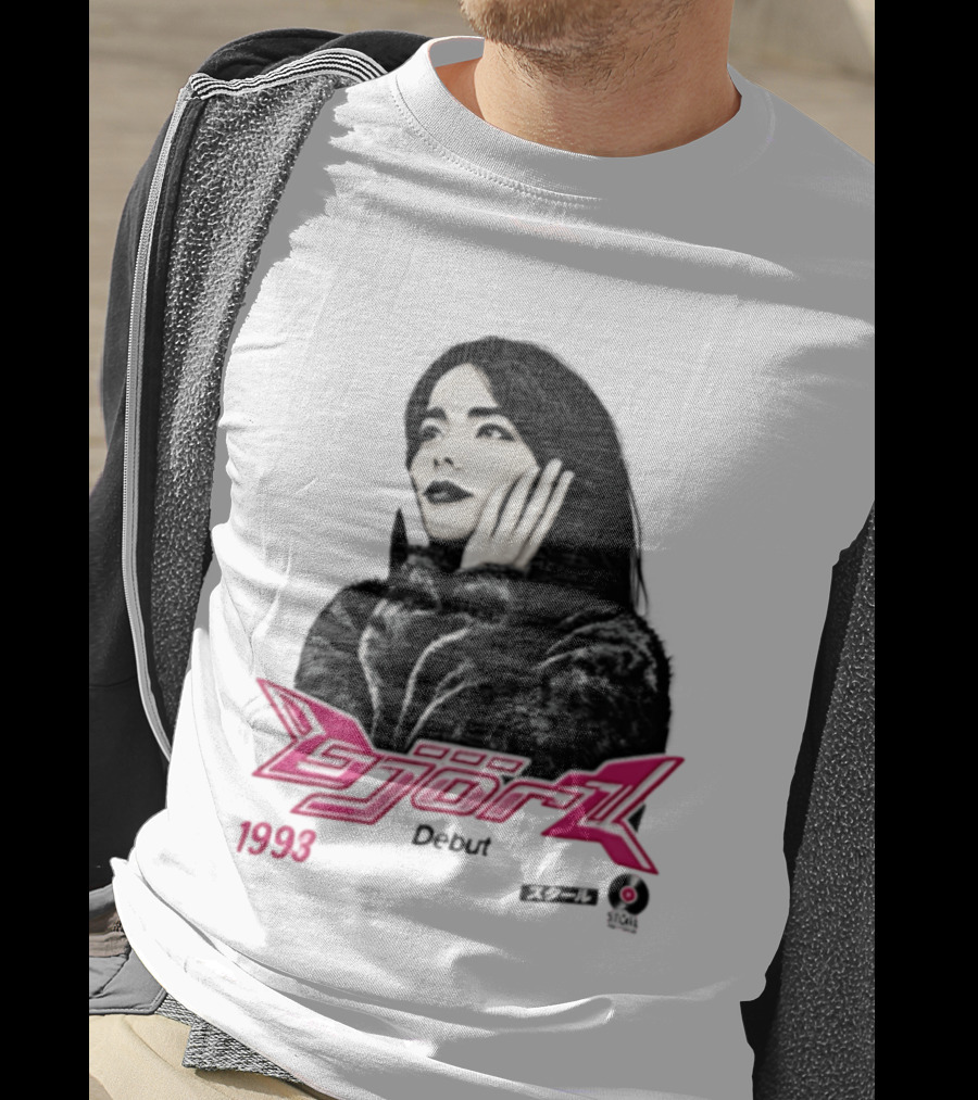 Bjork Debut 1993 Woman Hands On Face Pink T-Shirt