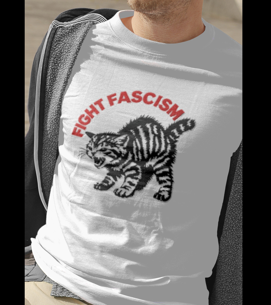 Hissing Striped Kitten Fight Fascism Arched T-Shirt