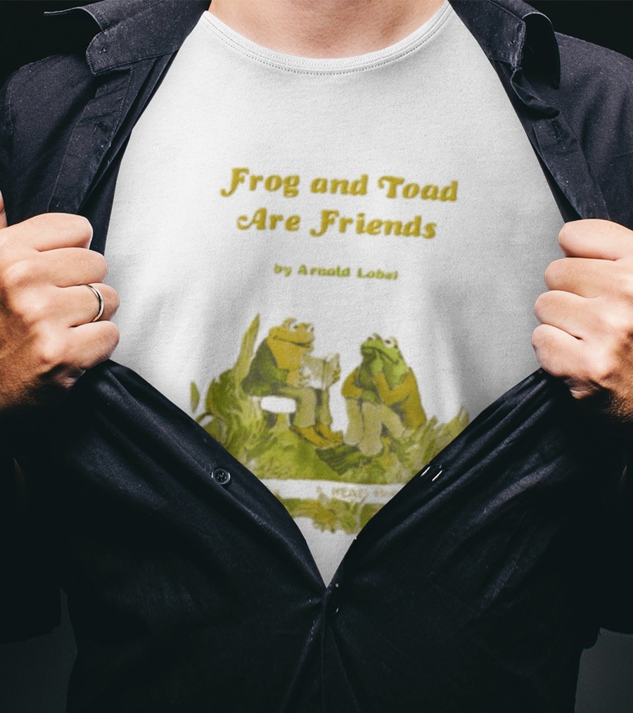 Frog And Toad Are Friends By Arnold Lobel Book Cover T-Shirt