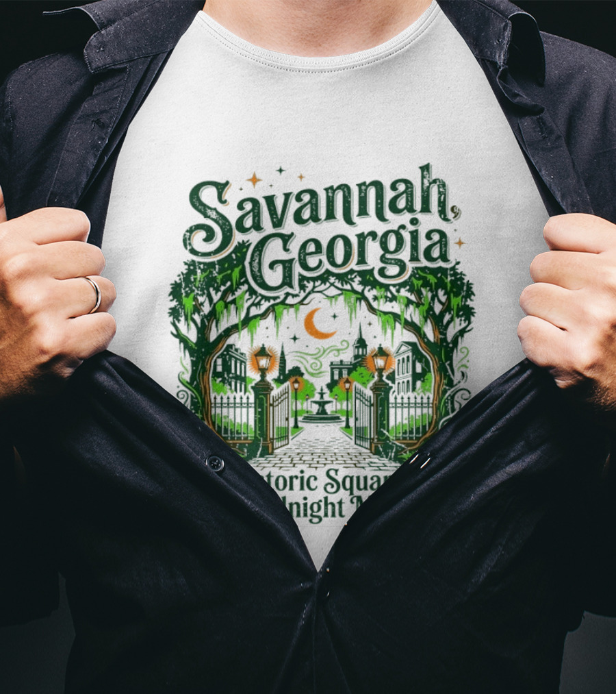 Savannah Georgia Historic Squares Midnight Magic Crescent Moon And Lanterns T-Shirt