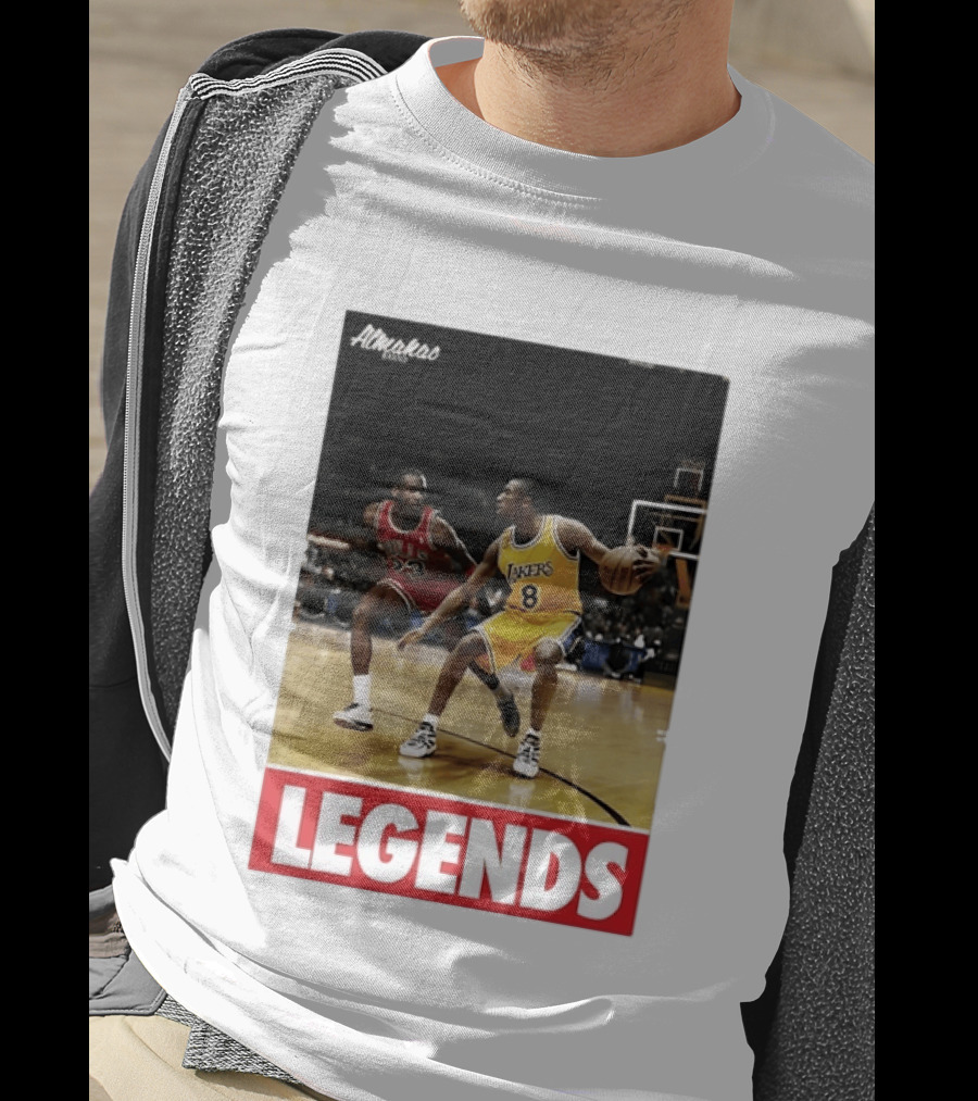 Michael Jordan Vs Kobe Bryant Legends Chicago Bulls Lakers T-Shirt