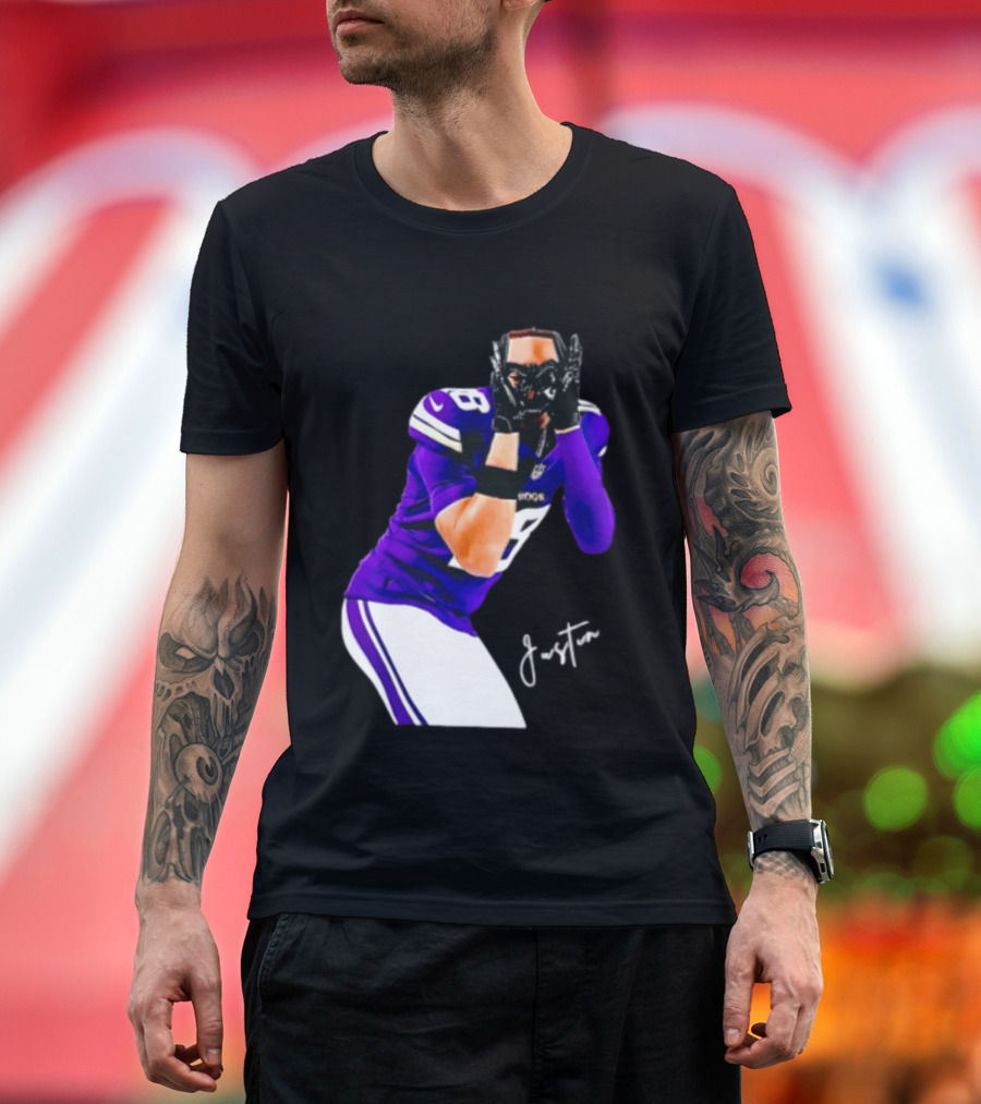 Justin Jefferson Signature Minnesota Vikings Football Player Pose T-Shirt
