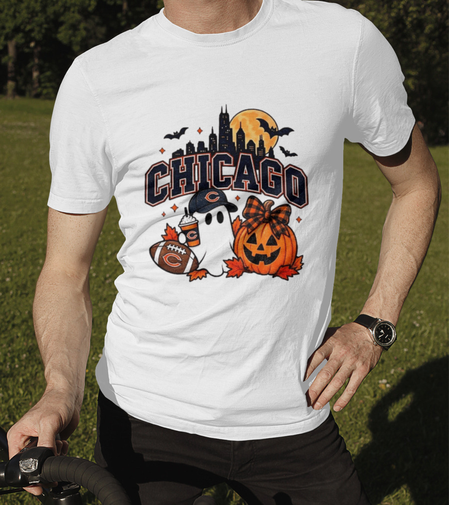 Chicago Bears Halloween Ghost Pumpkin Football Skyline Moon T-Shirt