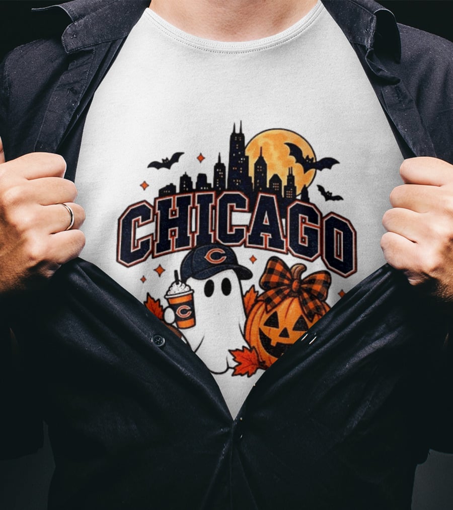 Chicago Bears Halloween Ghost Pumpkin Football Skyline Moon T-Shirt