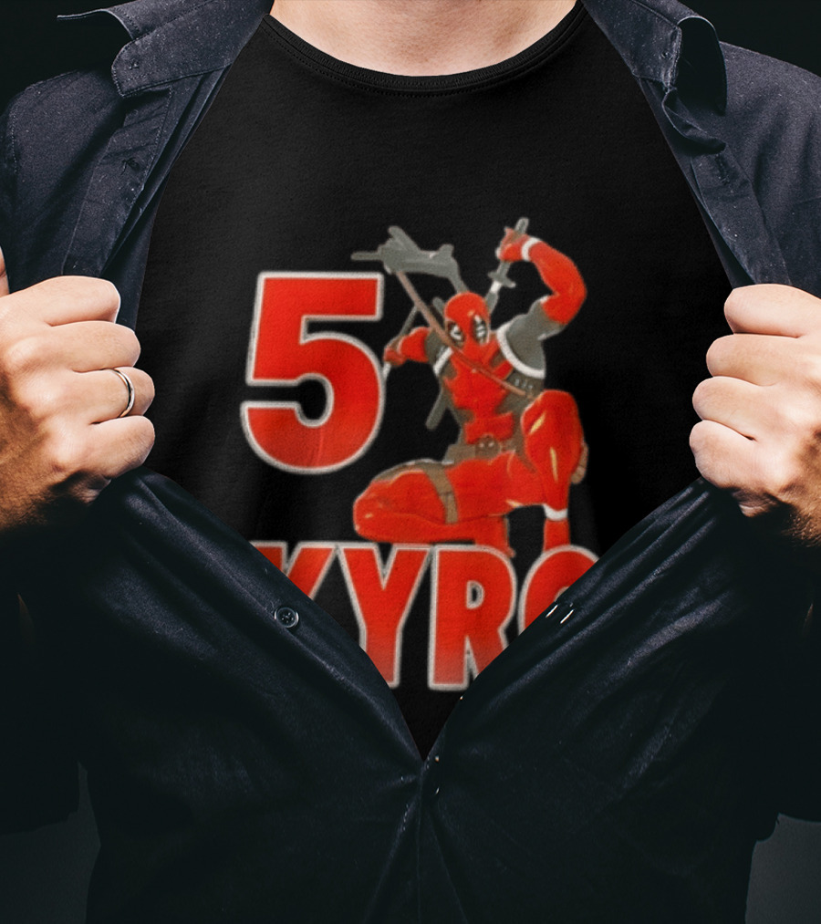 5 Kyro Crouching Deadpool With Swords T-Shirt