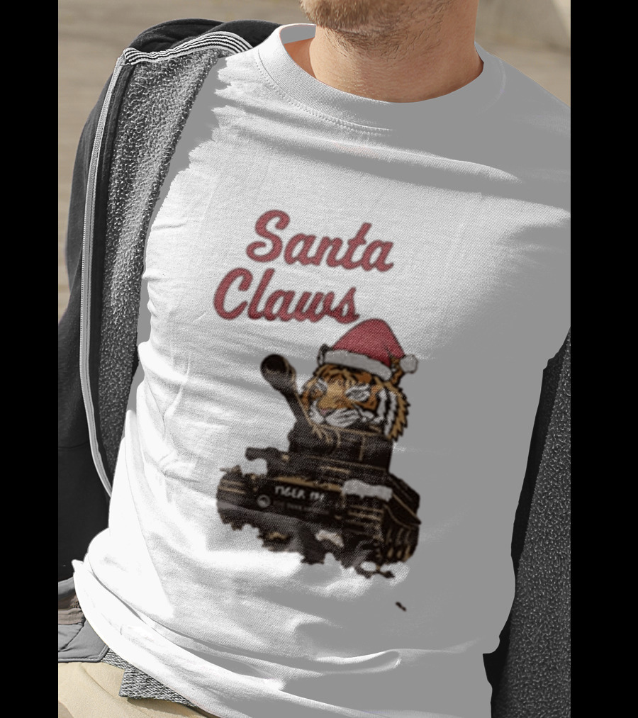 Santa Claws Tiger 131 Tank Museum Christmas T-Shirt