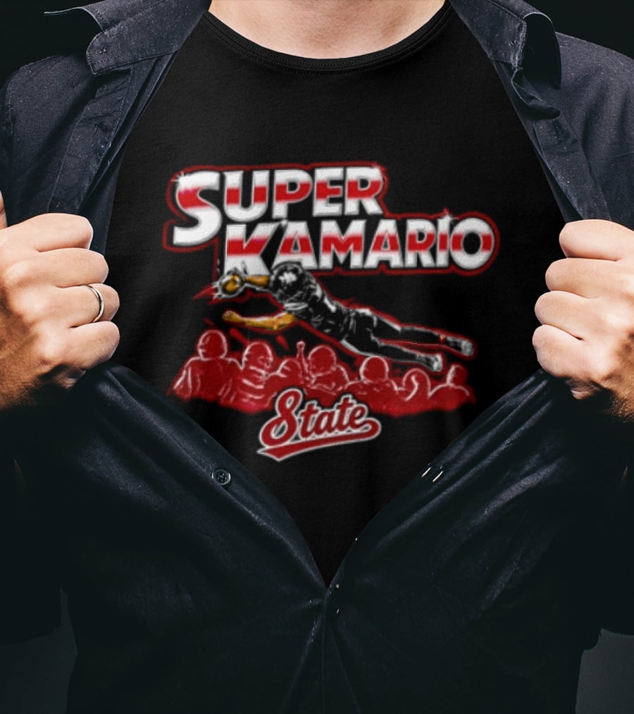 Super Kamario State Football Player Diving Catch Crowd T-Shirt