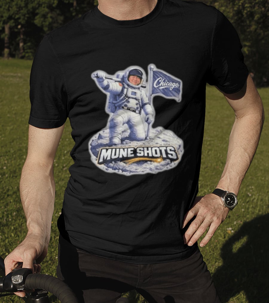 Murakami Astronaut Mune Shots Chicago White Sox T-Shirt