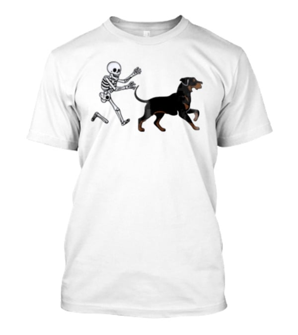 Skeleton Chasing Rottweiler With Bone In Halloween Humor Scene T-Shirt