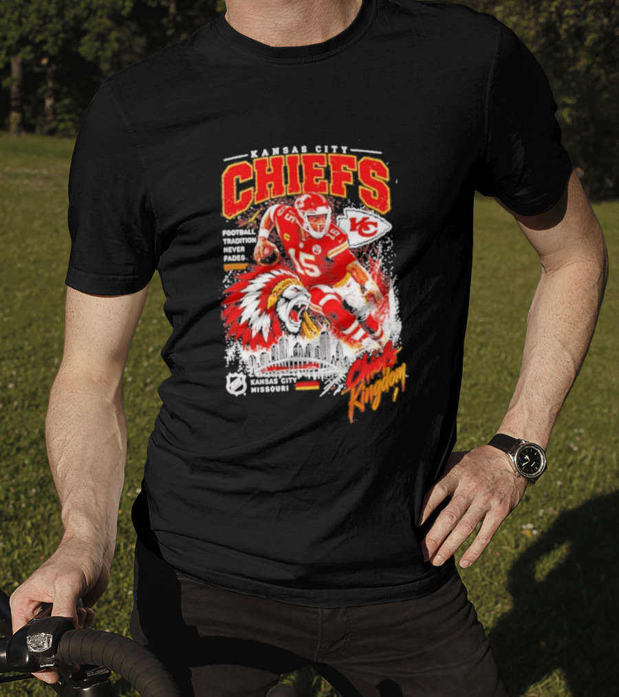 Kansas City Chiefs Football Tradition Never Fades Chiefs Kingdom Patrick Mahomes Skyline T-Shirt