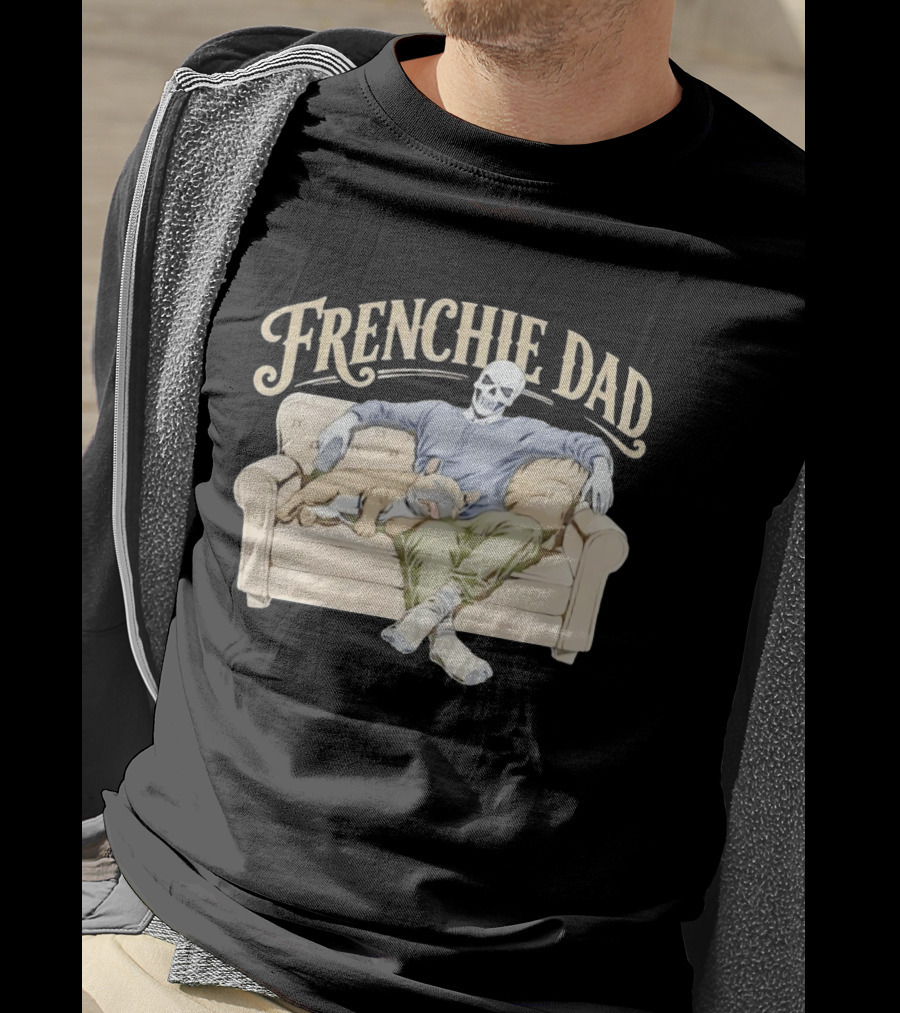 Frenchie Dad Skeleton With French Bulldog Relaxing On Couch T-Shirt